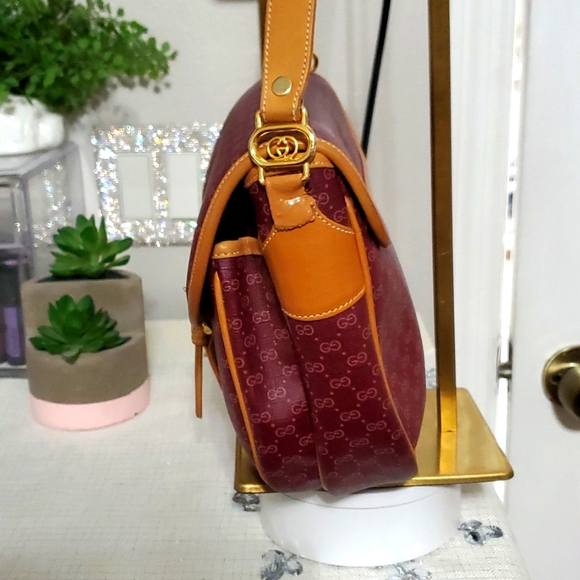 RARE VINTAGE GUCCI CROSSBODY BAG❤️💜 - Picture 5 of 17
